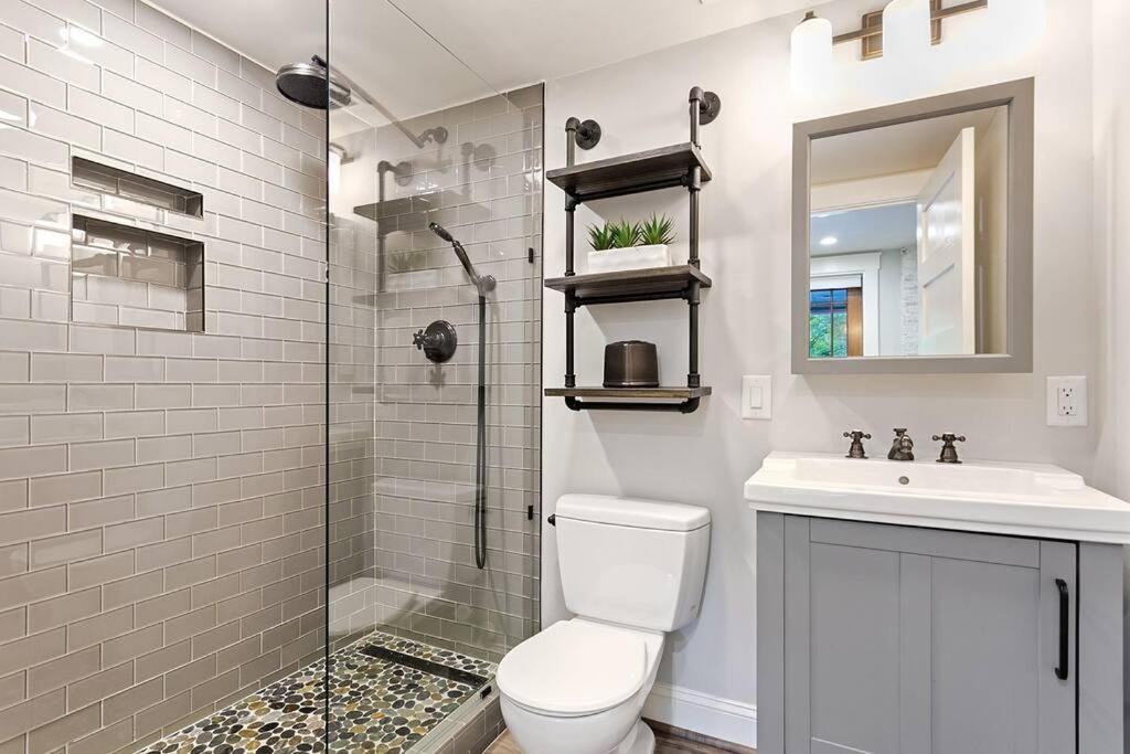 Piedmont Park Pool-side Retreat Holiday home Atlanta